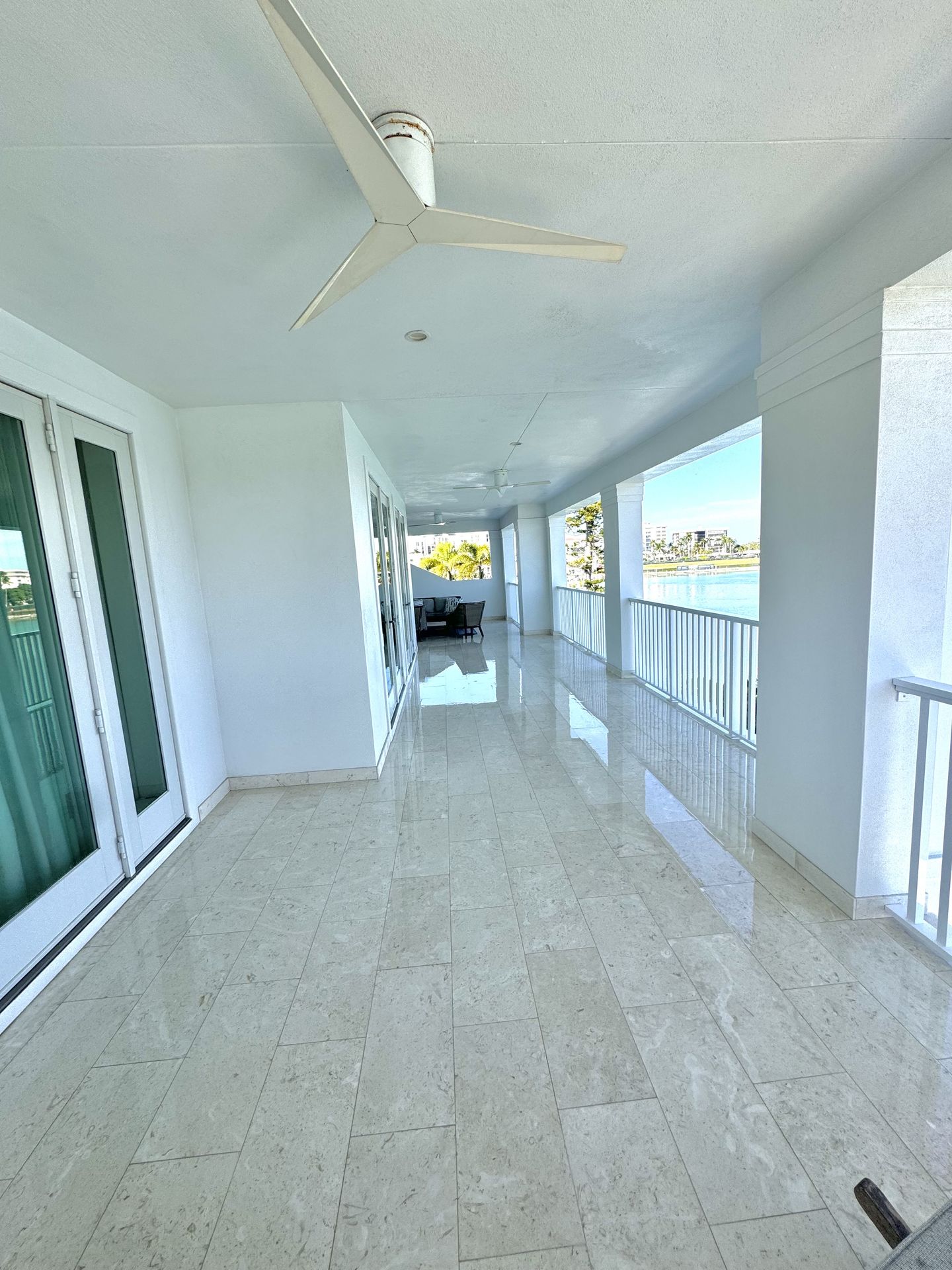 Clean balcony and lanai