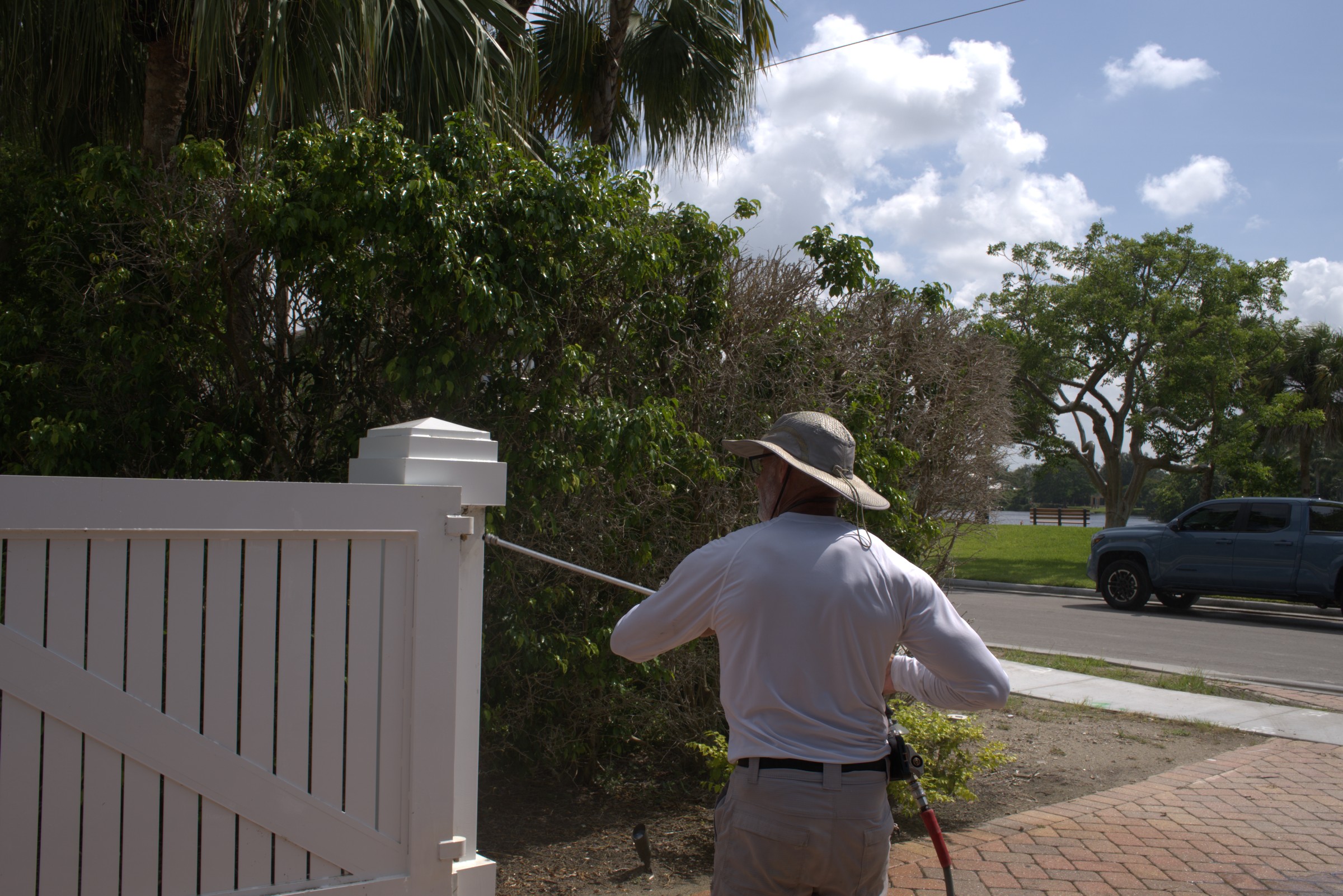 Landscape-edge care